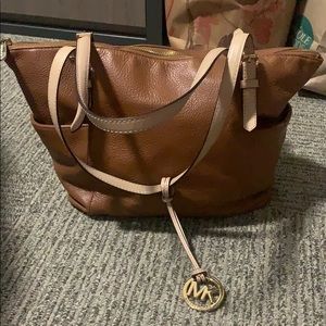 Leather Michael Kors Purse! Lightly used!